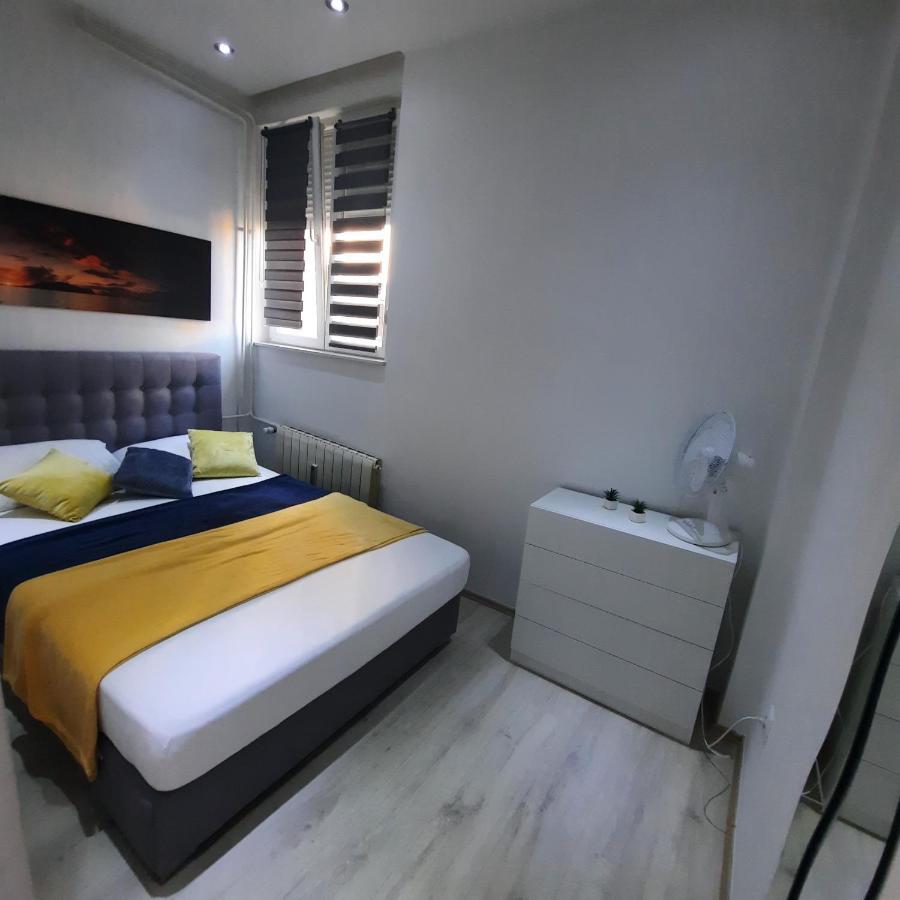 Apartment Alex Rijeka Buitenkant foto