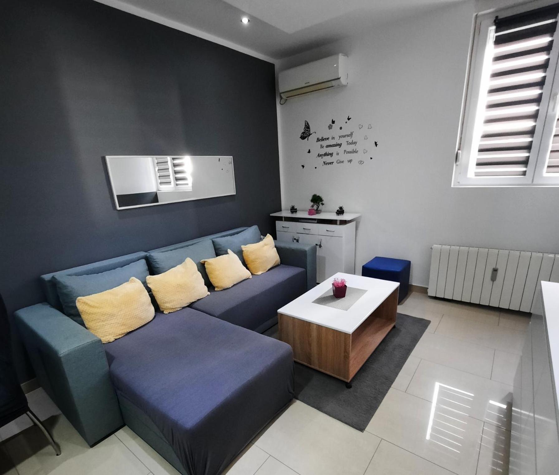 Apartment Alex Rijeka Buitenkant foto