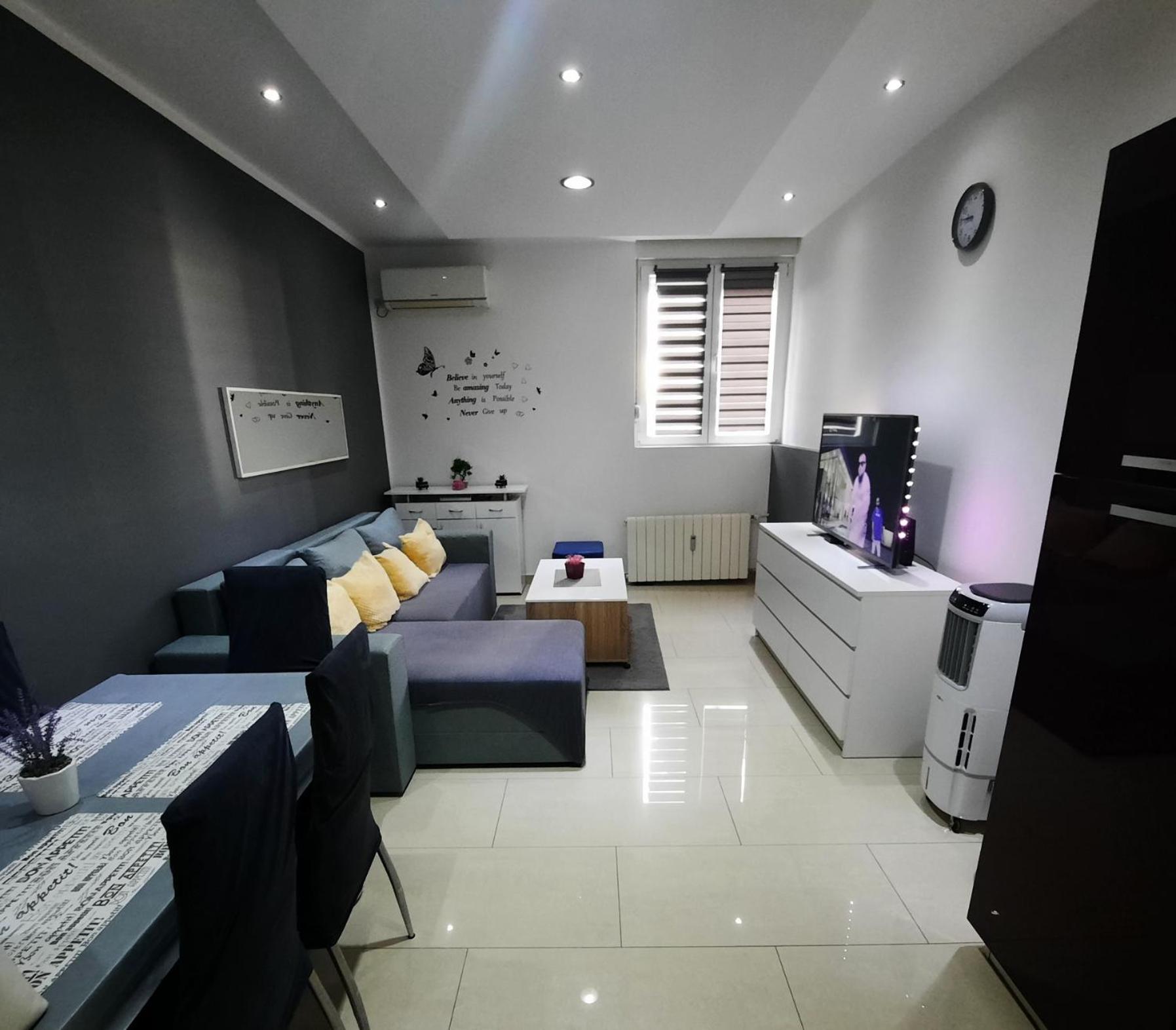 Apartment Alex Rijeka Buitenkant foto